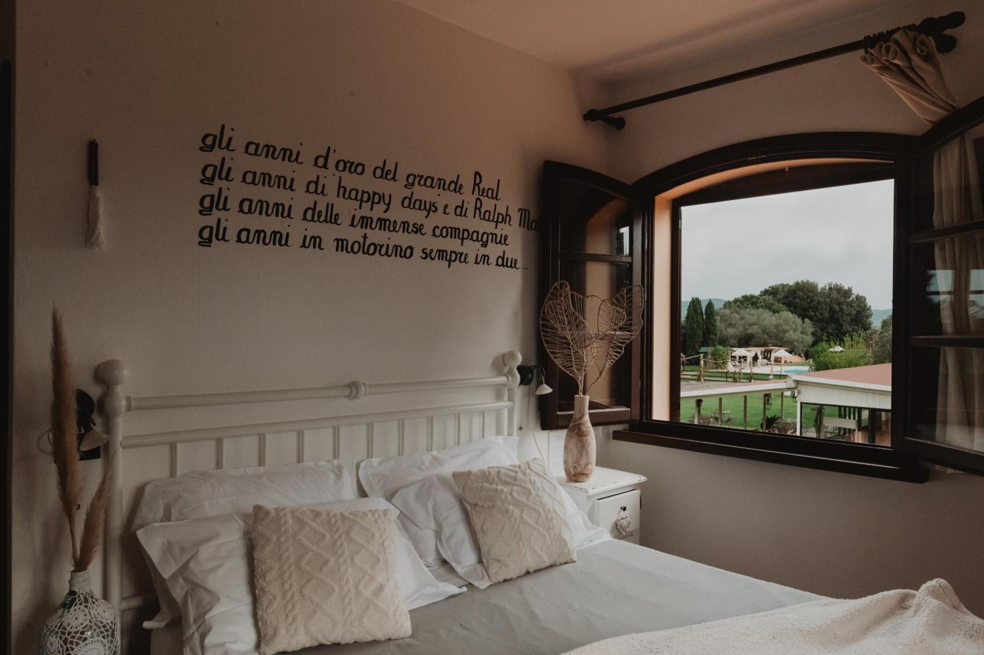 Podere Conte Gherardo Кастаньето-Кардуччи Экстерьер фото